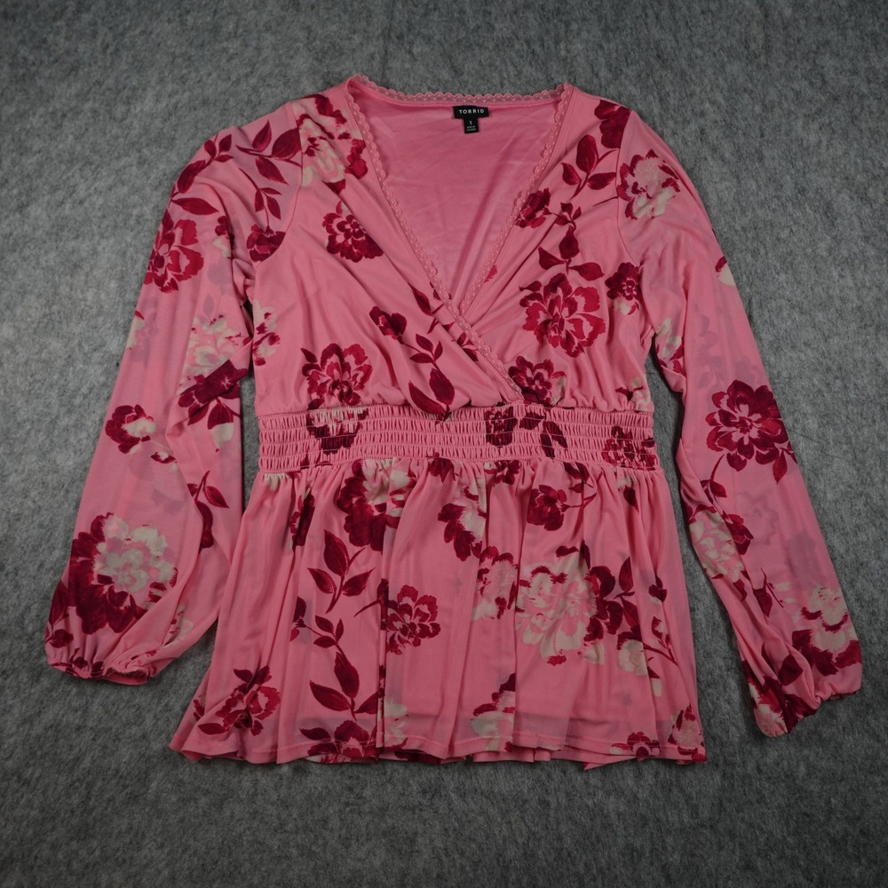 Torrid Top Women 1X Pink Floral Mesh VNeck Lace Trim Smocked Waist Peplum